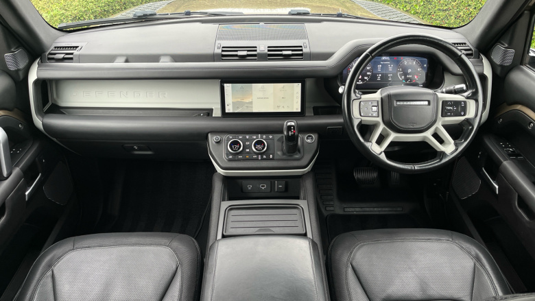 Land Rover Defender 3.0 D250 X-Dynamic S 90 3dr Auto Diesel Estate